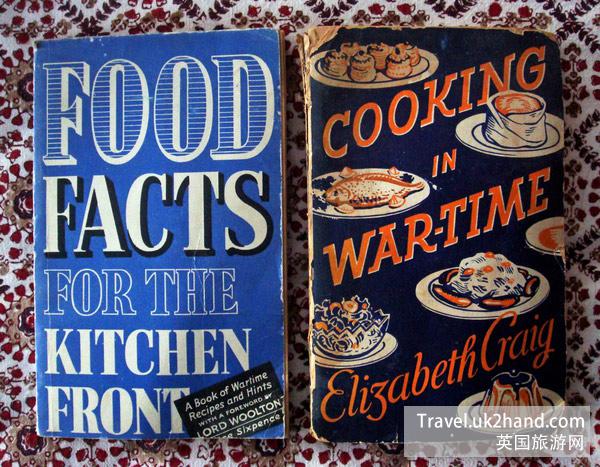 《为厨房前线准备的食物资料——战时菜谱和小贴士》和《战时烹饪指南》