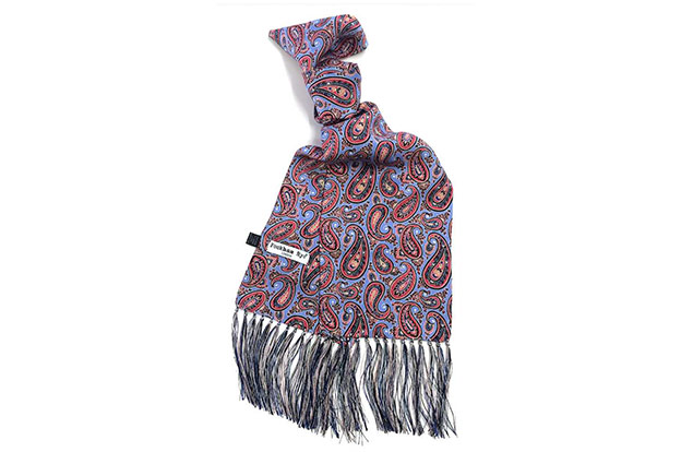 Peckham Rye 以传统维多利亚时代的风格及手工制作的真丝围巾