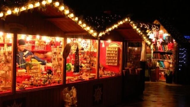 Christmas_southbank_market.jpg