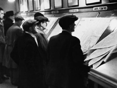 Unemployed-men-in-London-007.jpg