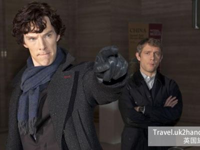 sherlock-and-scarf.jpg
